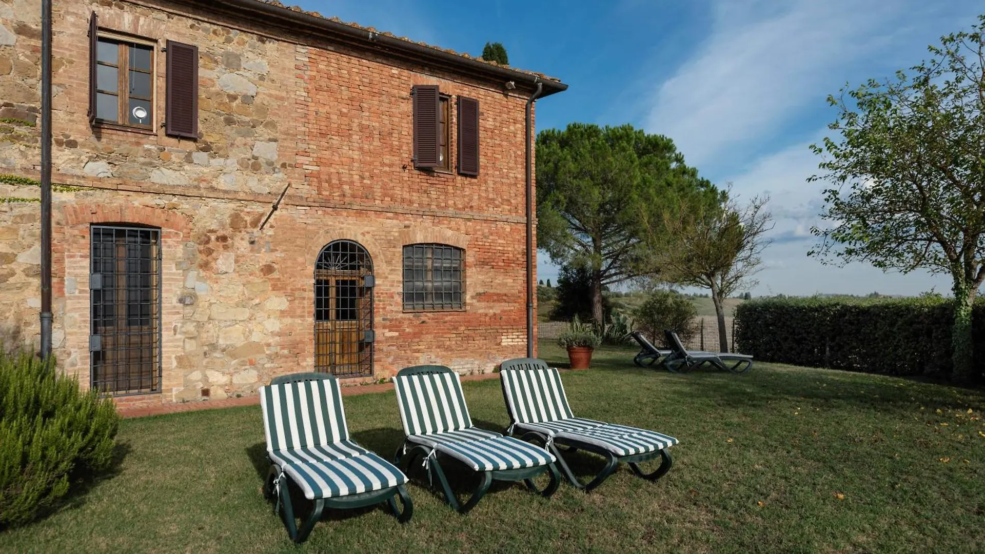 Country house Villa Cucule Siena Italy